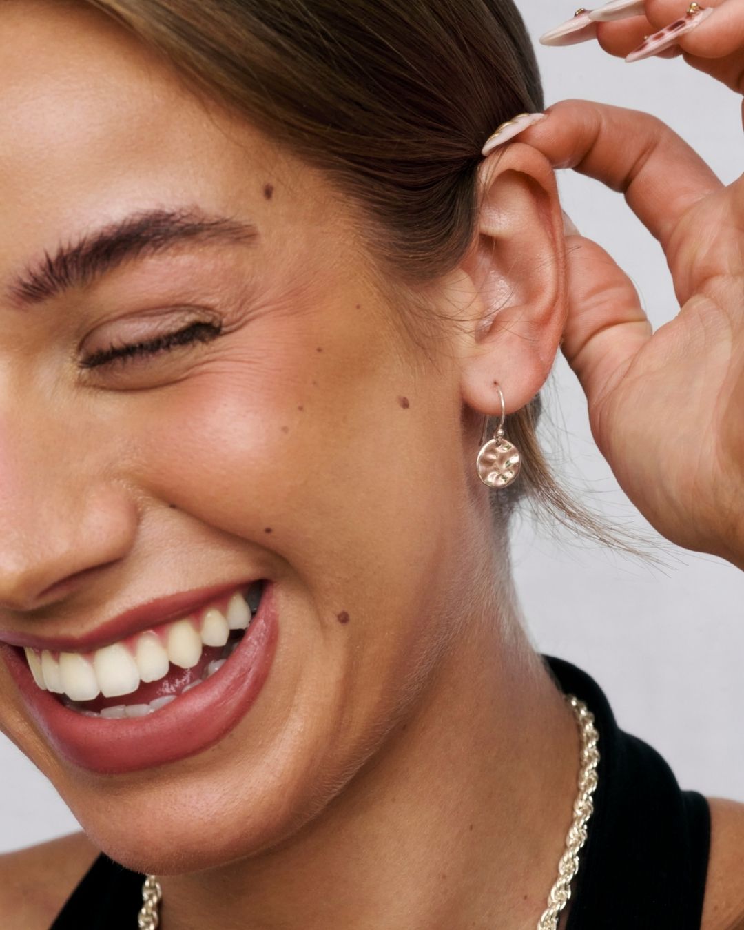 Kilau Earrings